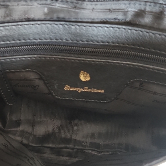Tommy Bahama Black and Tan Crossbody Bag 100 Percent Leather - Picture 7 of 16